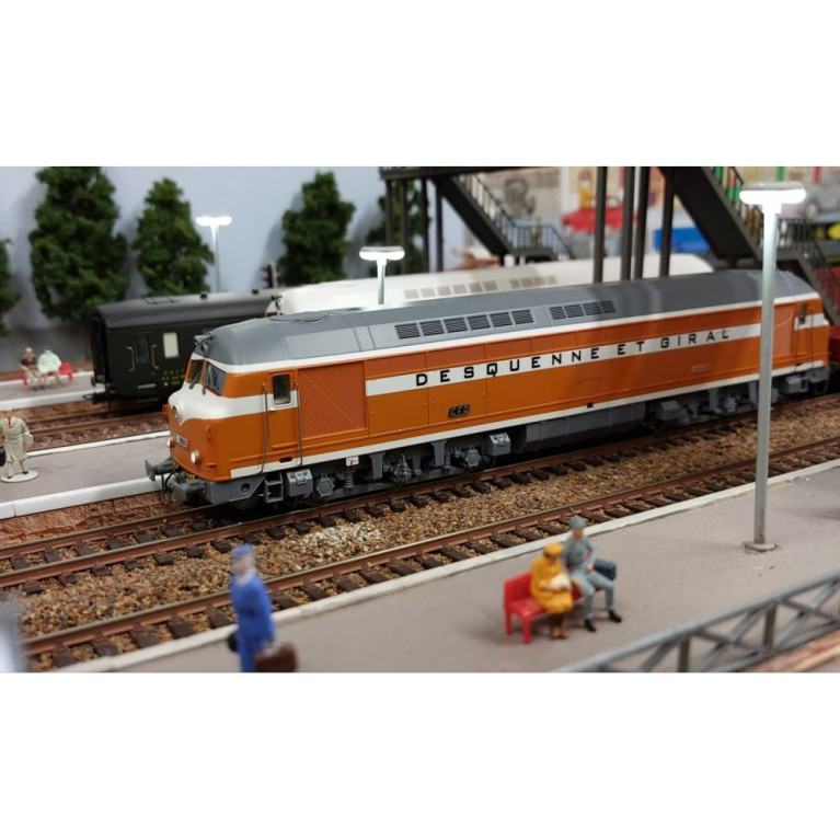 Mistral 25-01-G003 Locomotive Diesel CC 80001 Desquenne & Giral "Lucie"- SNCF - Ep IV - H0