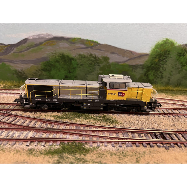 JOUEF HJS2466S Locomotive diesel 679006, Akiem/SNCF Réseau (Vossloh DE18), Digital Son, Ep. VI , H0