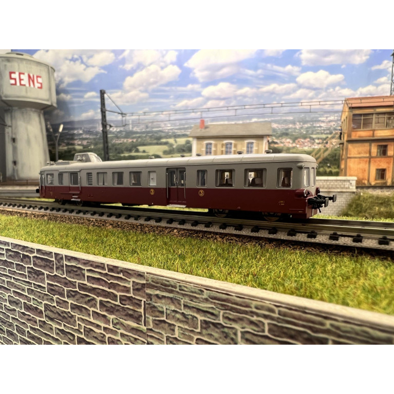 Trains160 16060 - X3860 Autorail Picasso rouge rubis/gris perle- Fives - 3ème classe - N - Ep III