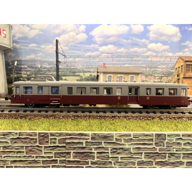 Trains160 16060 - X3860 Autorail Picasso rouge rubis/gris perle- Fives - 3ème classe - N - Ep III