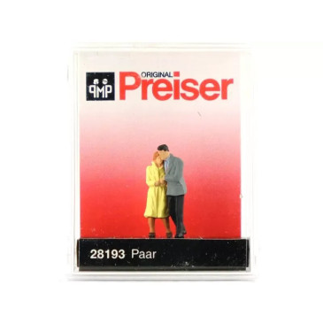 Couple marchant - HO 1/87 - PREISER 28193