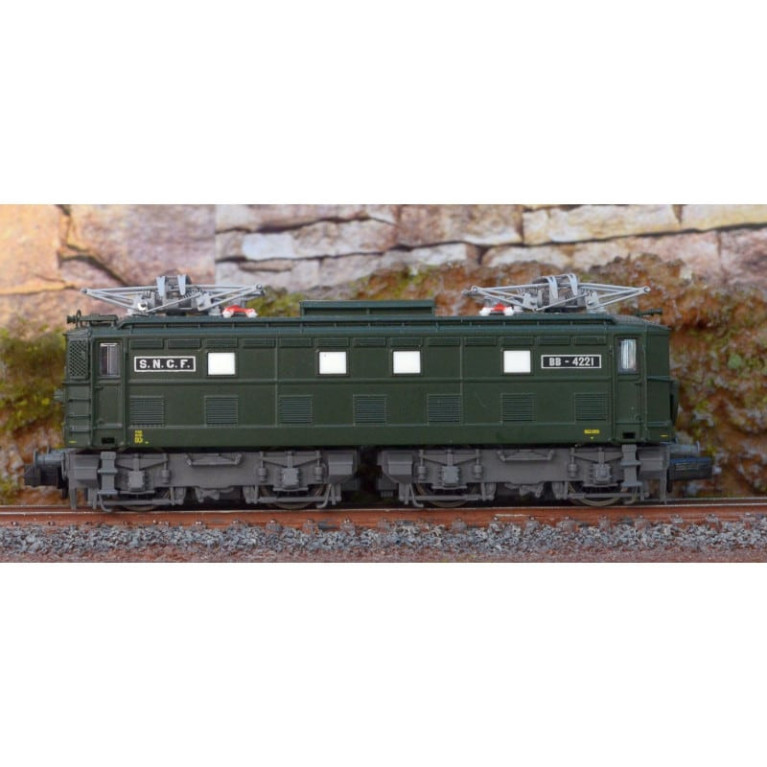 Hobby 66, H66-10019 locomotive électrique BB4221 béziers SNCF