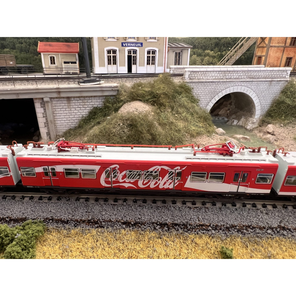 Arnold HN2496  Autorail Coca-Cola classe 420 de 3 éléments, Ep IV, N