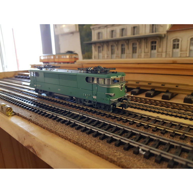 BB 9281 verte ROCO 73048 analogique SNCF