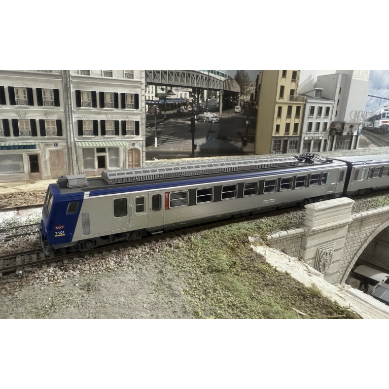 Piko 96433 Automotrice Z2 Z7501 TER, SNCF digital son, Ep VI, H0