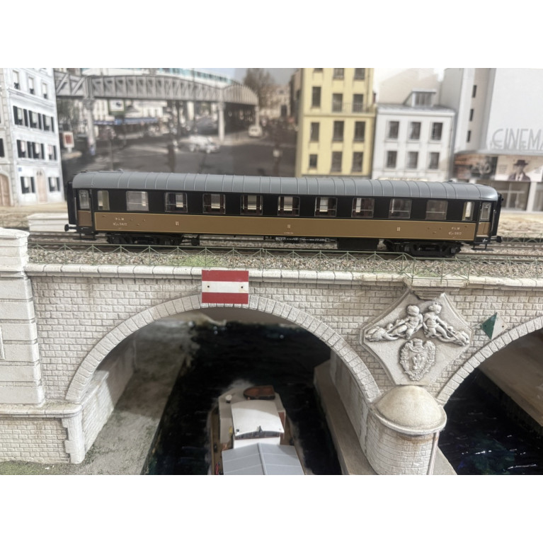 Models World MW-40 927 voiture voyageurs B9yfi, Havane, noir, filets jaunes, Ep IIb, H0