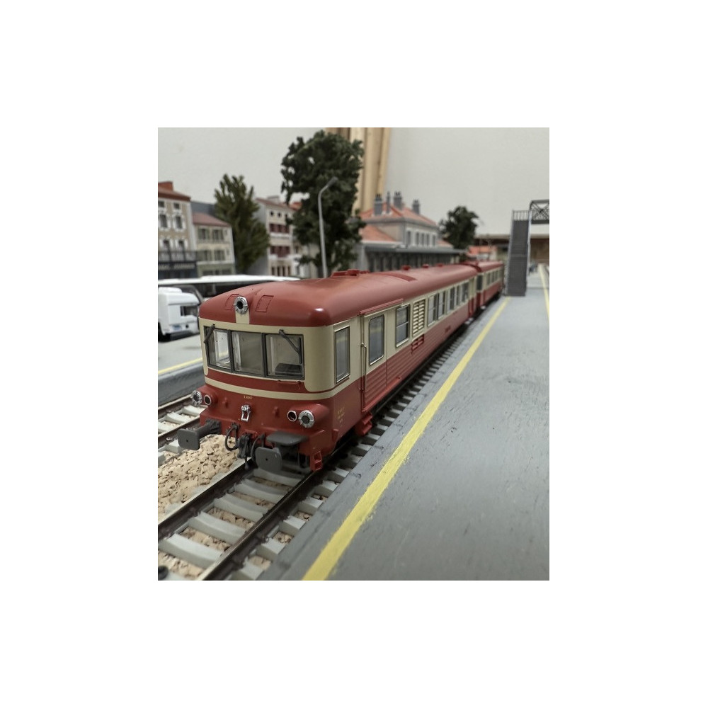 LS Models 10 039 Autorail EAD X4687 + XR8684, Lyon-Vaise, Sncf, analogique, Ep. IV, H0