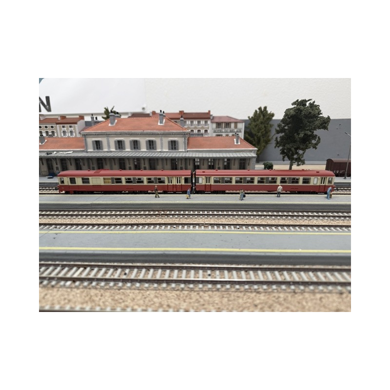 LS Models 10 039 Autorail EAD X4687 + XR8684, Lyon-Vaise, Sncf, analogique, Ep. IV, H0