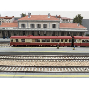 LS Models 10 039 Autorail EAD X4687 + XR8684, Lyon-Vaise, Sncf, analogique, Ep. IV, H0