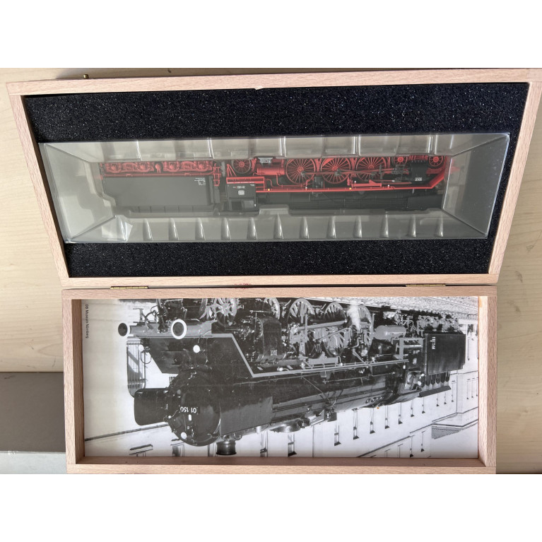 Märklin 39013 locomotive vapeur BR 01 150 DB - Ep V - H0