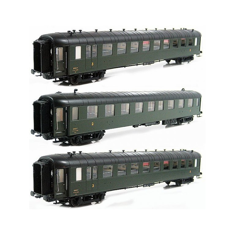 LSMODELS 40 207 - Coffret de 3 voitures Ocem parois lisses ep IIIa SNCF