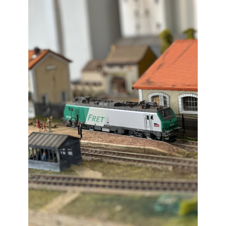 OS.KAR 2704 Locomotive Électrique BB 427011M - HO 1/87 - SNCF - EP VI - Analogique