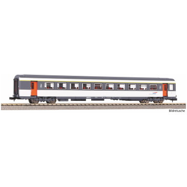 PIKO 94084 voie N Voiture voyageurs SNCF Corail 1ère classe, époque IV
