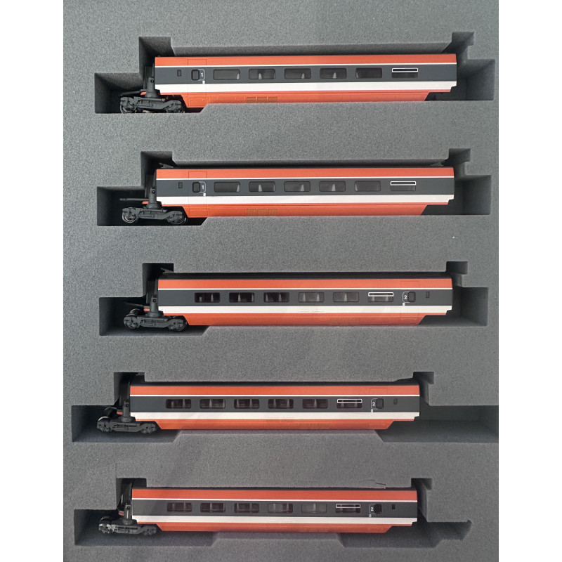 Kato 10-2084 Complément TGV PSE "Sud Est", rame N°84, 5 éléments, SNCF, Ep. IV - KATO 10-2084 - N 1/160