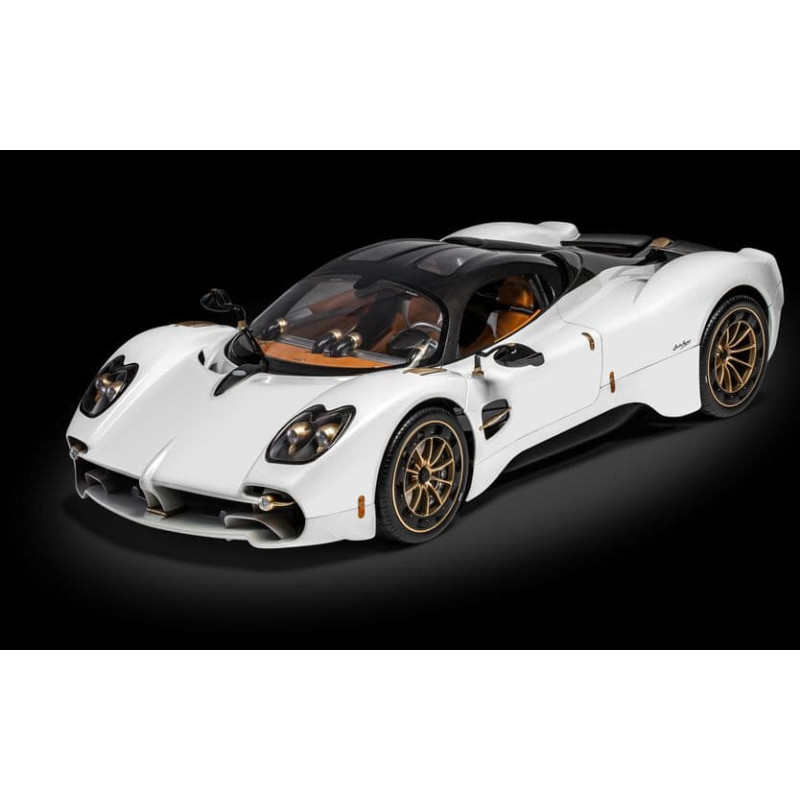 HK123 Pagani Utopia Coupé - Bianco Perla  - Kit échelle 1:8
