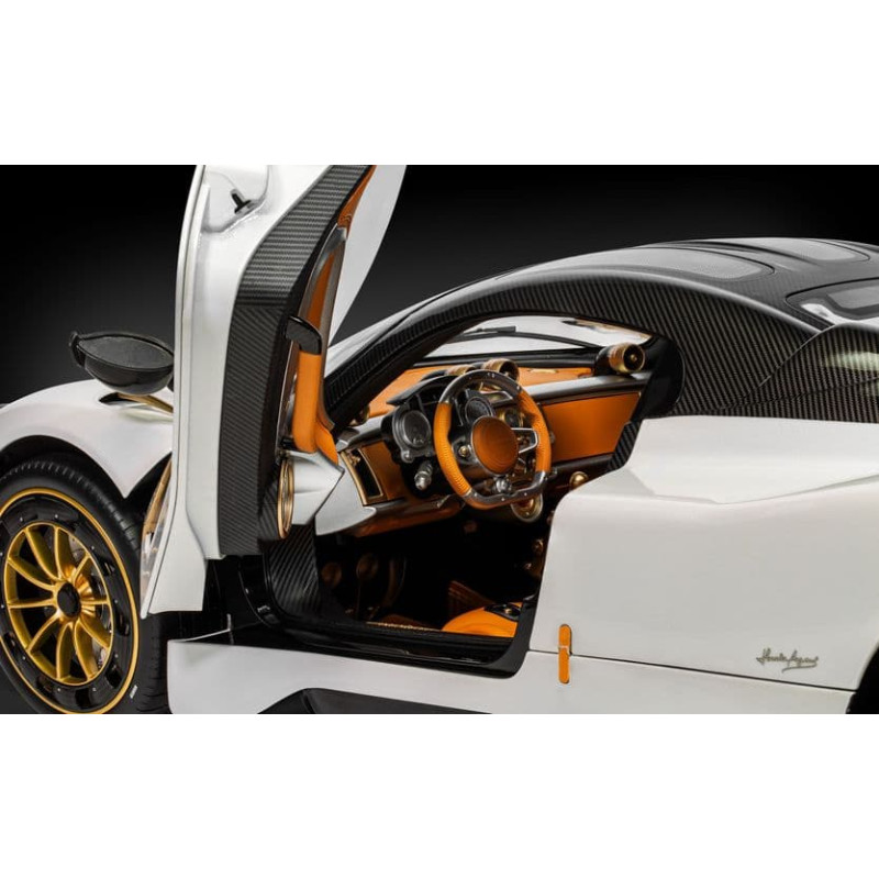 HK123 Pagani Utopia Coupé - Bianco Perla  - Kit échelle 1:8