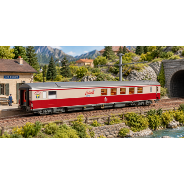 LS Models PI9710 LS Models PI9710 Voiture Vru Italy Express, TAPPOROSSO Girotondo, Série spéciale PIRATA