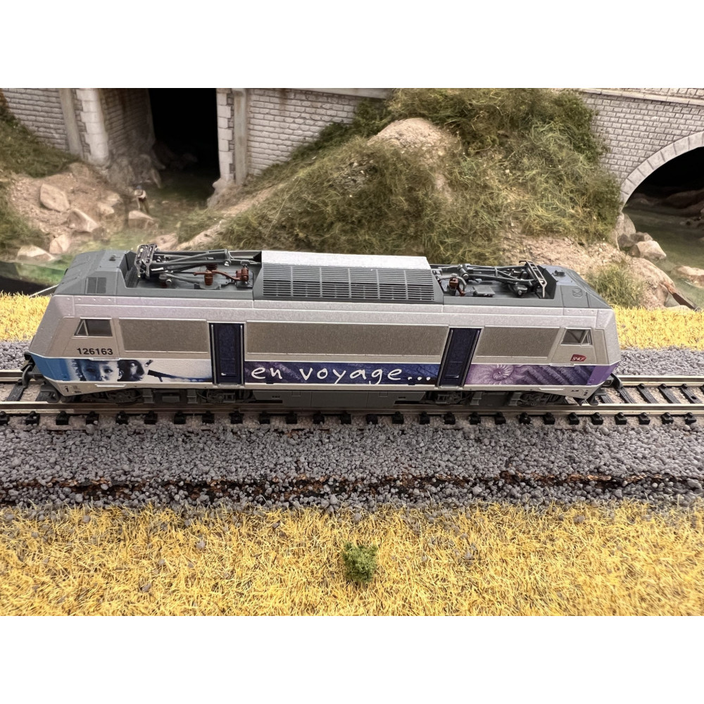 Fleischmann 7560020 Locomotive électrique BB 126163, SNCF, En Voyage, Ep VI - échelle N