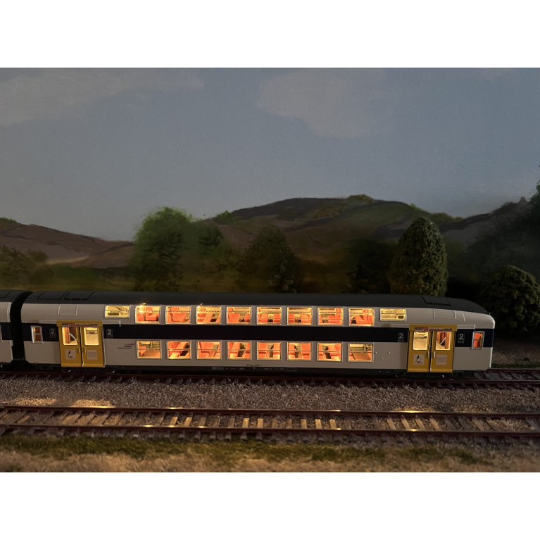 ViTrains 1124L Set de 3 voitures voyageurs VB2N SNCF, livré fuscia Nord Pas de Calais, Logo casquette, avec éclairage - H0