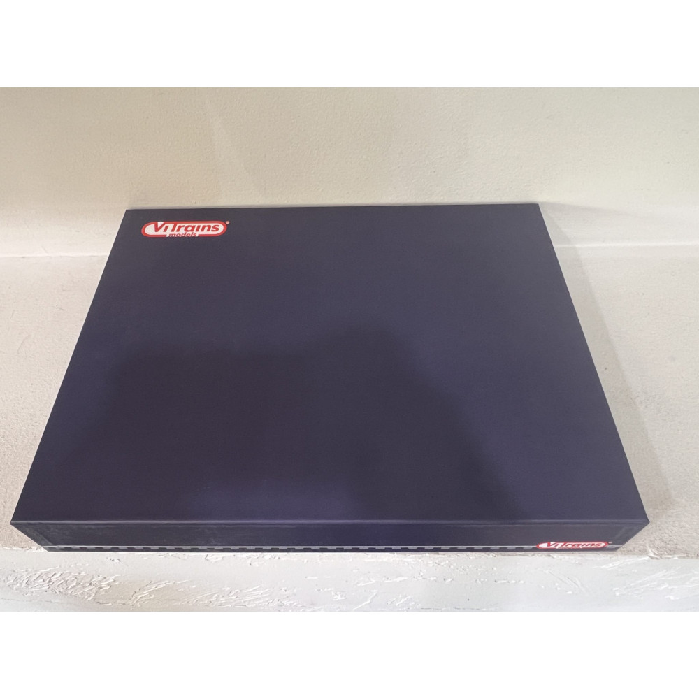 ViTrains 1124L Set de 3 voitures voyageurs VB2N SNCF, livré fuscia Nord Pas de Calais, Logo casquette, avec éclairage - H0