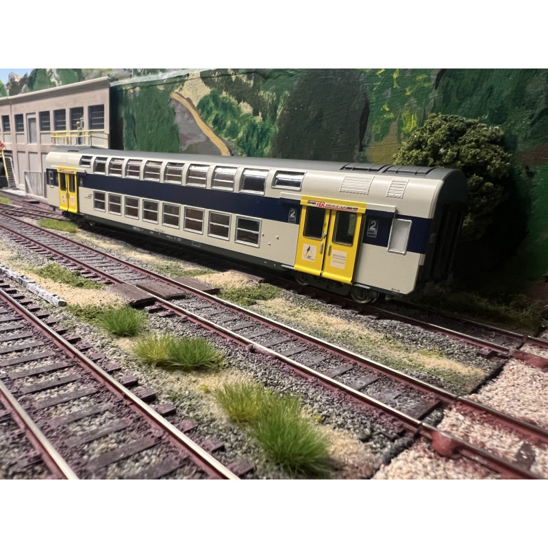 Vitrains 3215 voiture 2ème classe  livrée Nord-Pas-de-Calais, H0