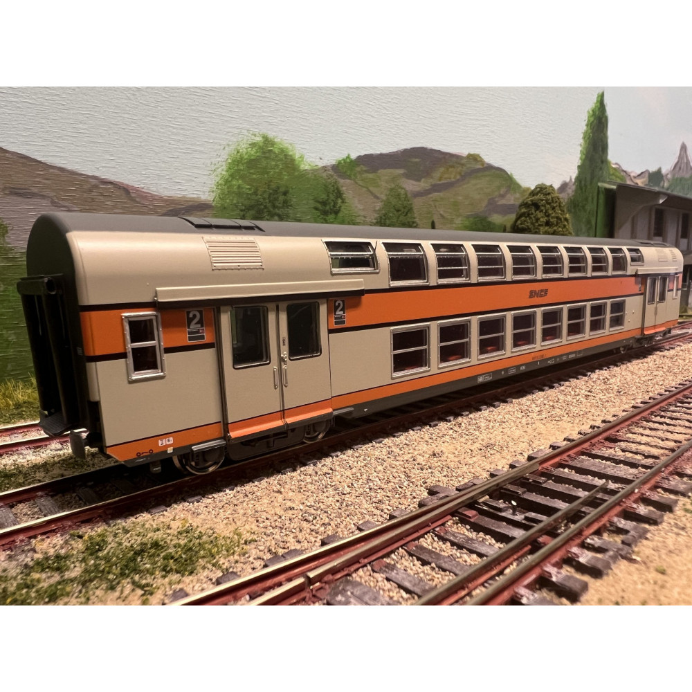 Vitrains 3162 voiture 2ème classe logo SNCF encadré gris, H0