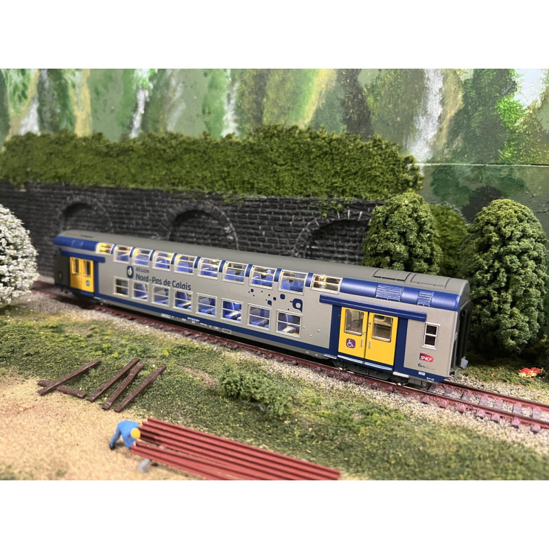 Vitrains 3167L voiture 2ème classe  livrée Nord-Pas-de-Calais, H0