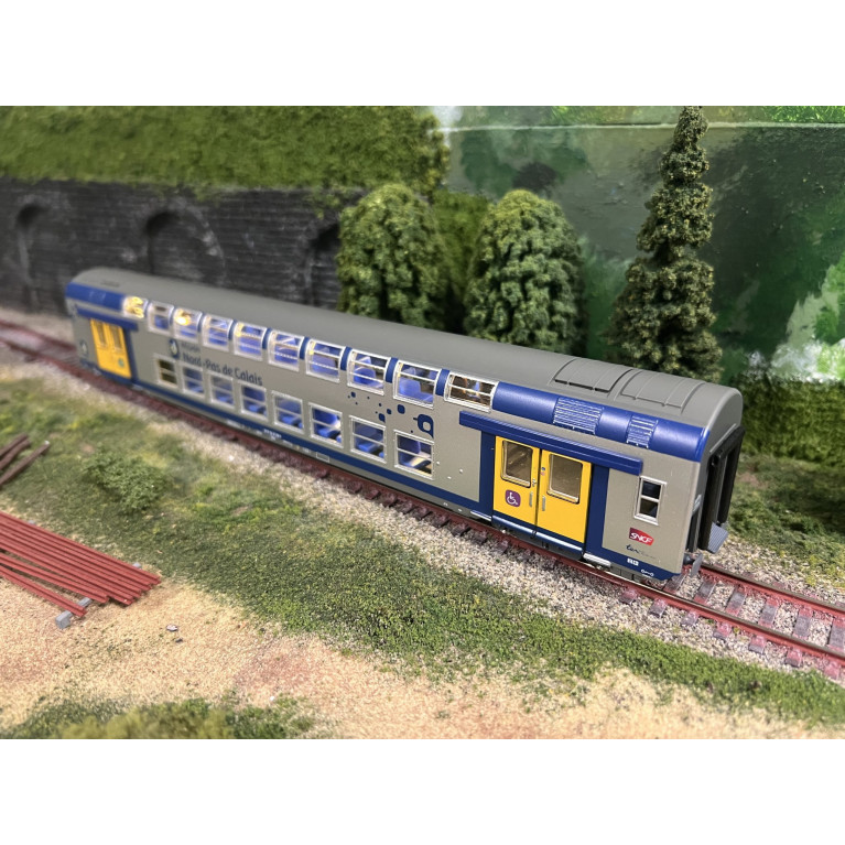 Vitrains 3167L voiture 2ème classe  livrée Nord-Pas-de-Calais, H0