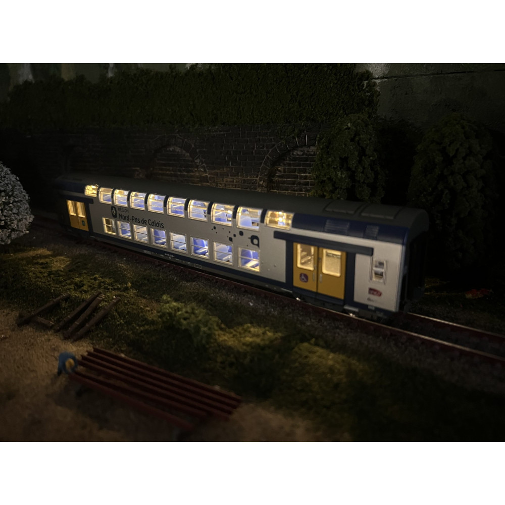 Vitrains 3167L voiture 2ème classe  livrée Nord-Pas-de-Calais, H0