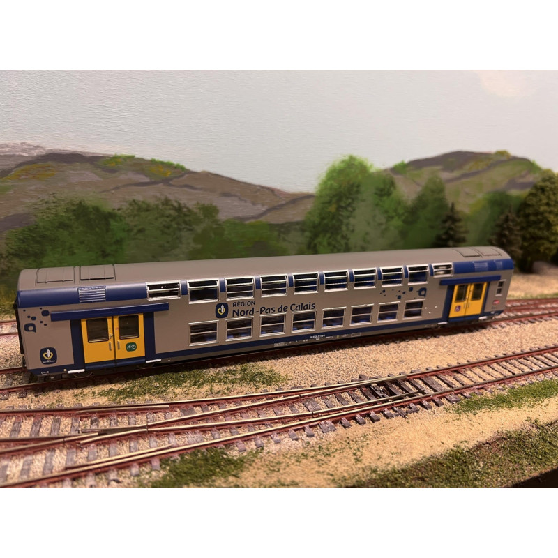 Vitrains 3166 voiture 2ème classe  livrée Nord-Pas-de-Calais, H0